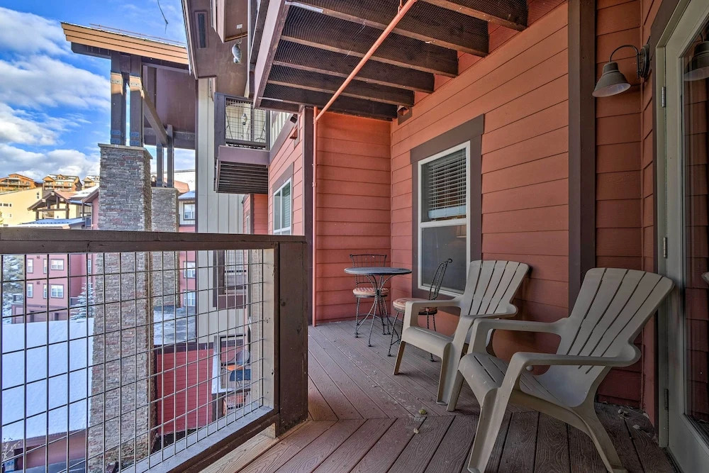 Granby Ranch Condo w/ Balcony: 1 Mi to Lake Granby