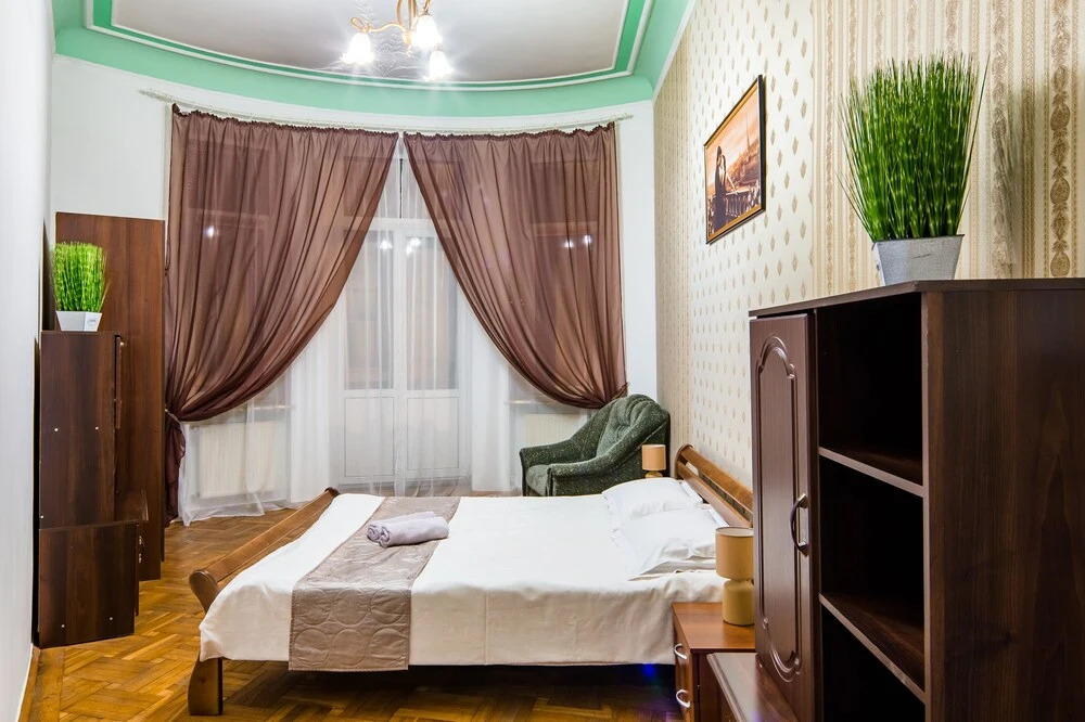 Three bedrooms & studio in the Center
