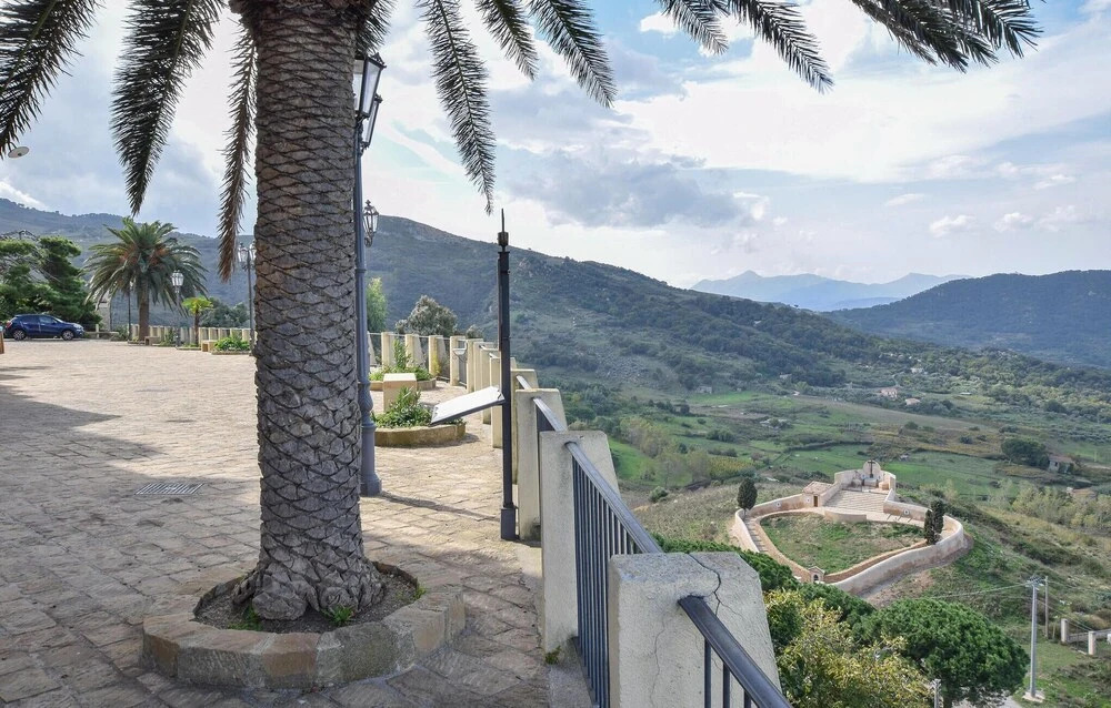 2 Bedroom Amazing Home In Tusa