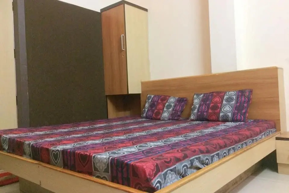 Gold Hotel
