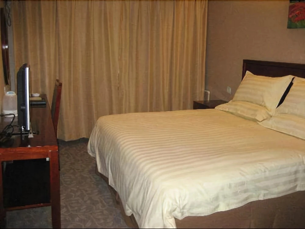 GreenTreeInn BeiJingYiZhuang WanYuanRd MetroStation Hotel