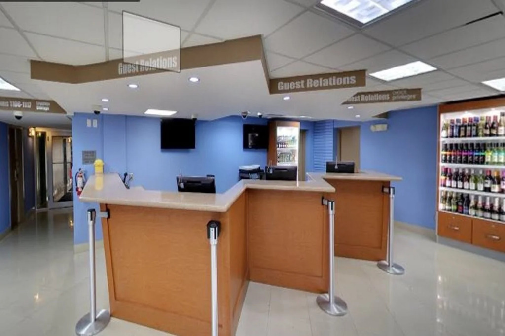 Rodeway Inn & Suites Fort Lauderdale Airport & Cruise Port