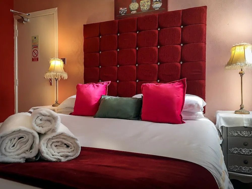 Hotel Rouge