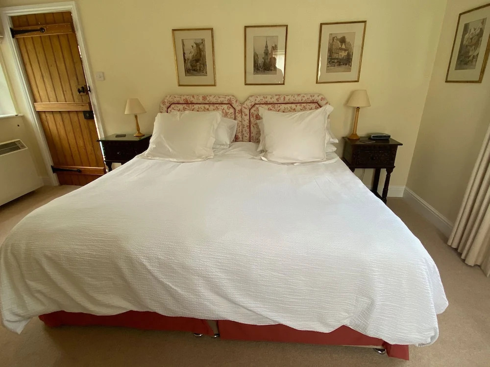 Oke Apple Cottage