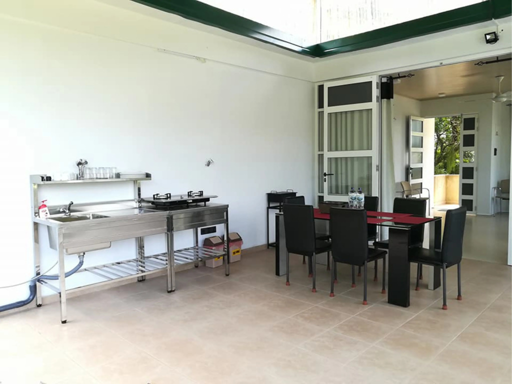Thilini Hotel Apartment