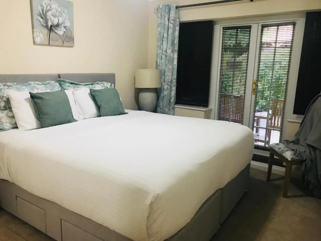 The Garden Suite