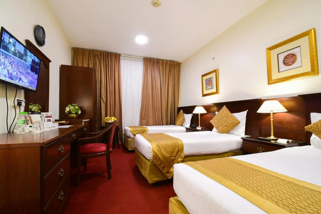 Al Ansar Palace Golden Tulip Hotel