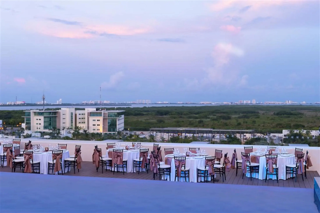 Four Points by Sheraton Cancun Centro
