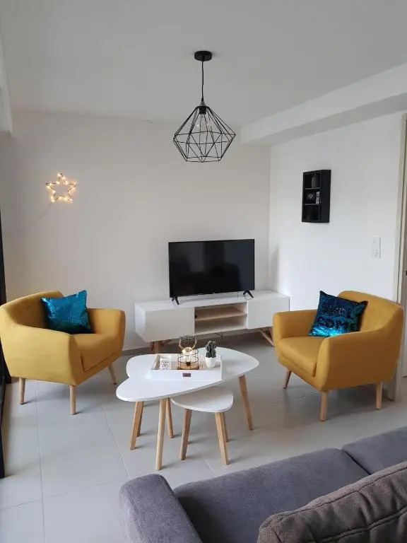 appartement T3 terrasse vue mer pieds dans l eau
