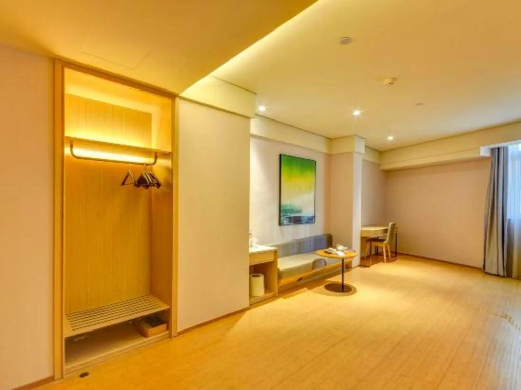 Tangshan Nanyuan Business Hotel