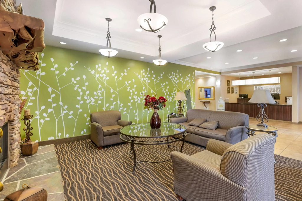Sleep Inn & Suites Redmond