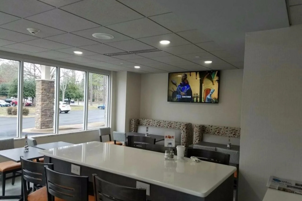 Holiday Inn Express - Williamsburg Busch Gardens Area by IHG
