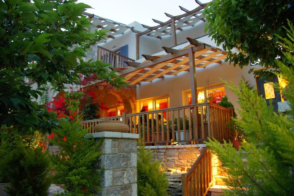 Archipelagos Hotel