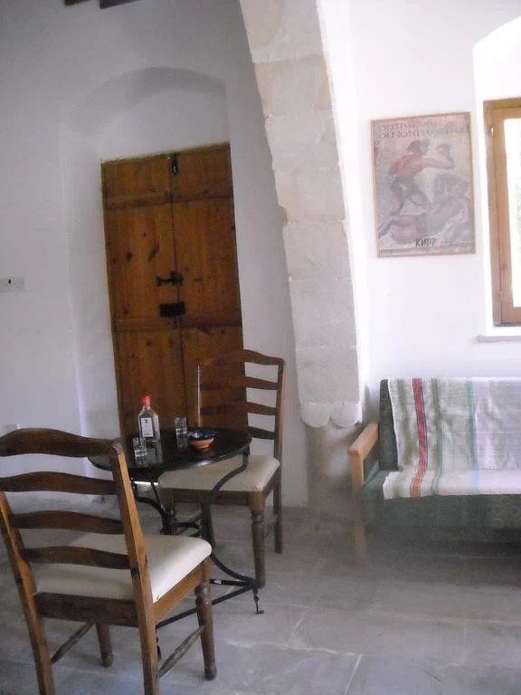 Agios Theodoros Cottage
