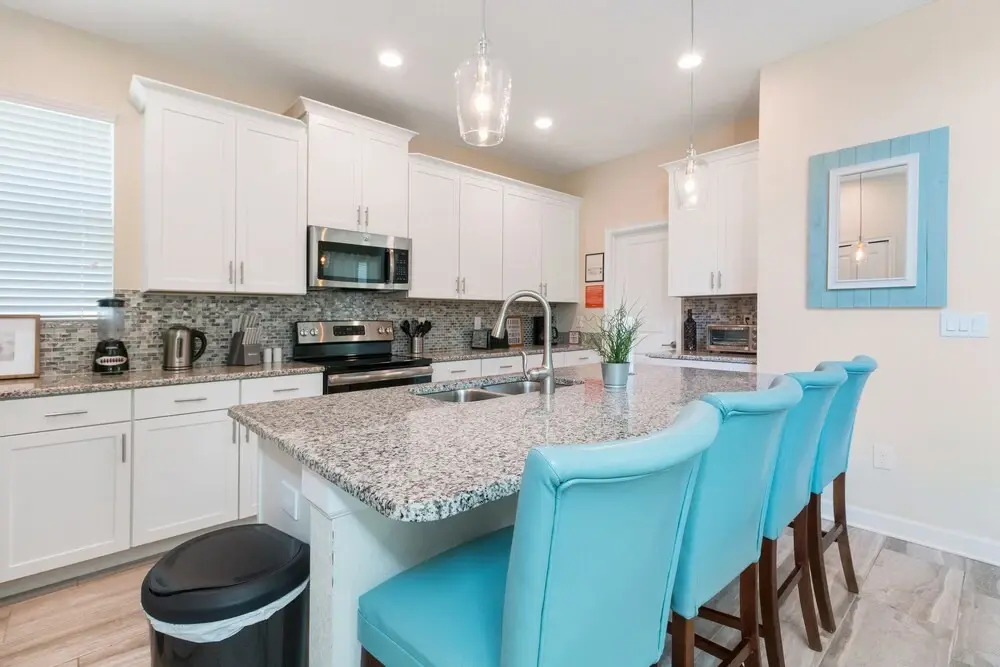 Storey Lake - 4777 Kings Castle Circle
