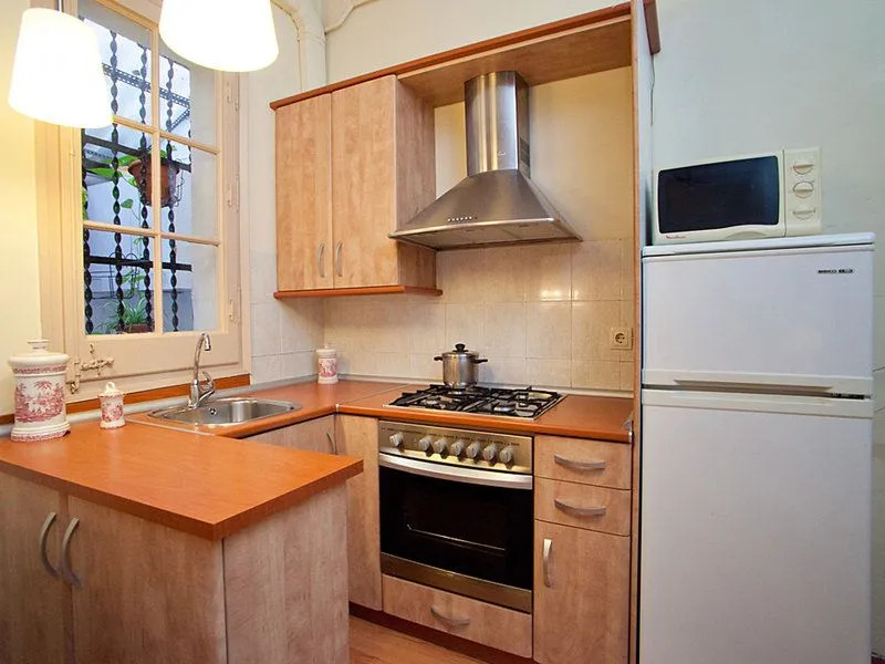 Gracia Torrijos - One Bedroom