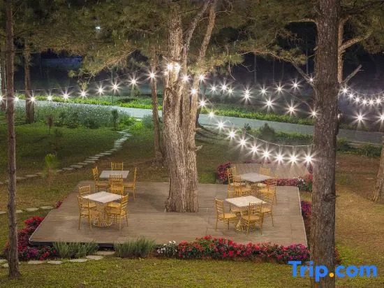 Rung La Kim Resort