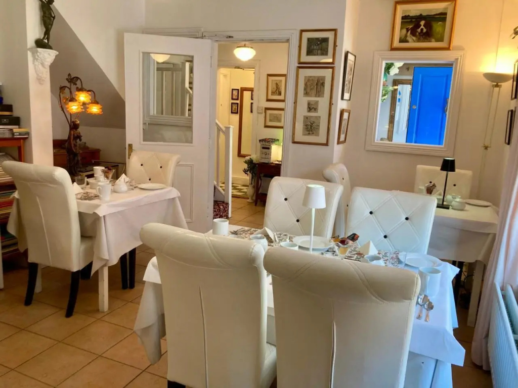 The Gallery B&B, the Glen, Kinsale ,County Cork