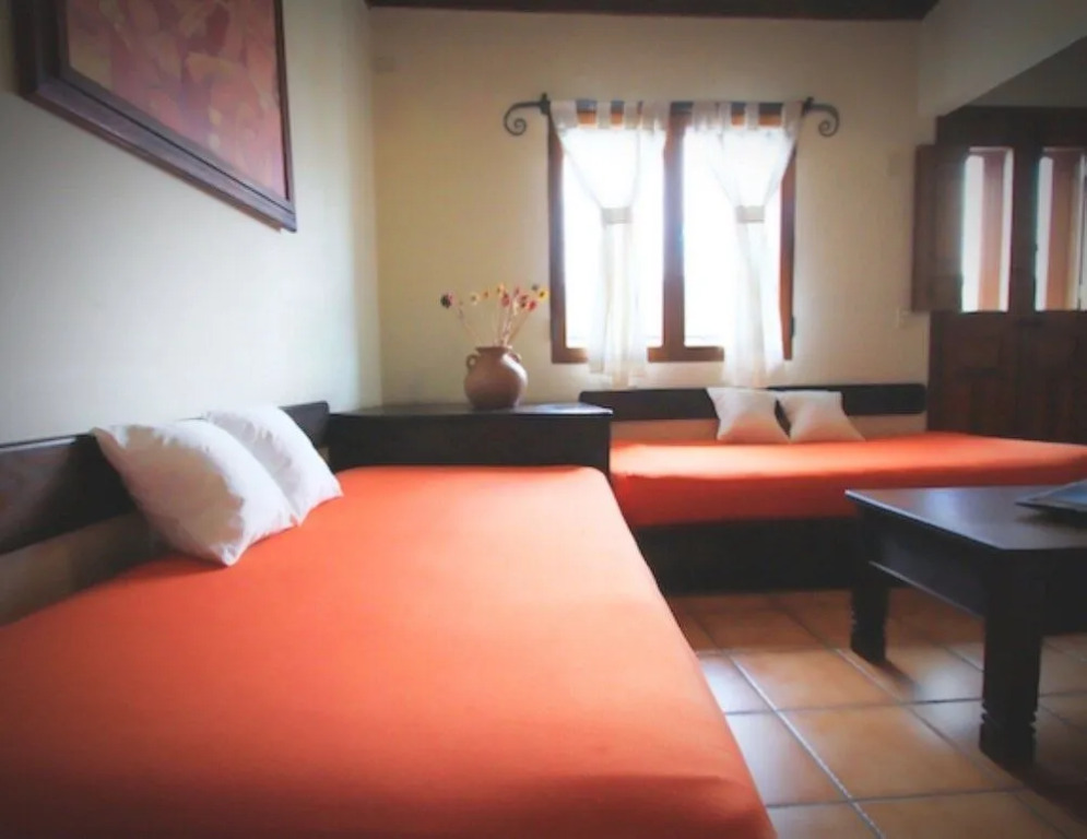 Hotel Plaza Yat Balam