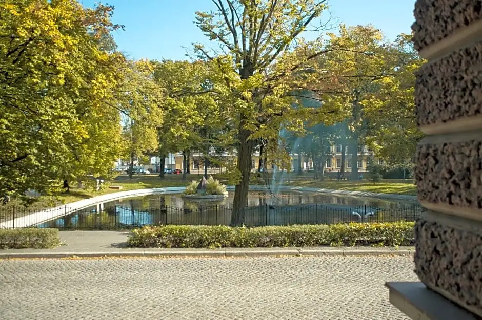 Atelier Hostel