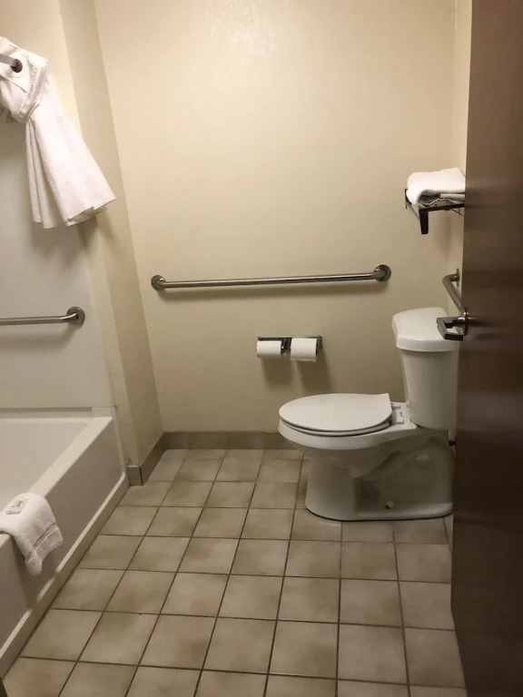 Key West Inn - LaFayette