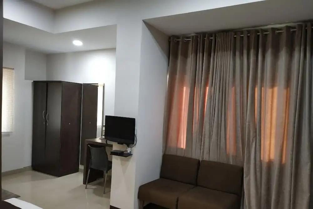 Abhinav Hotel