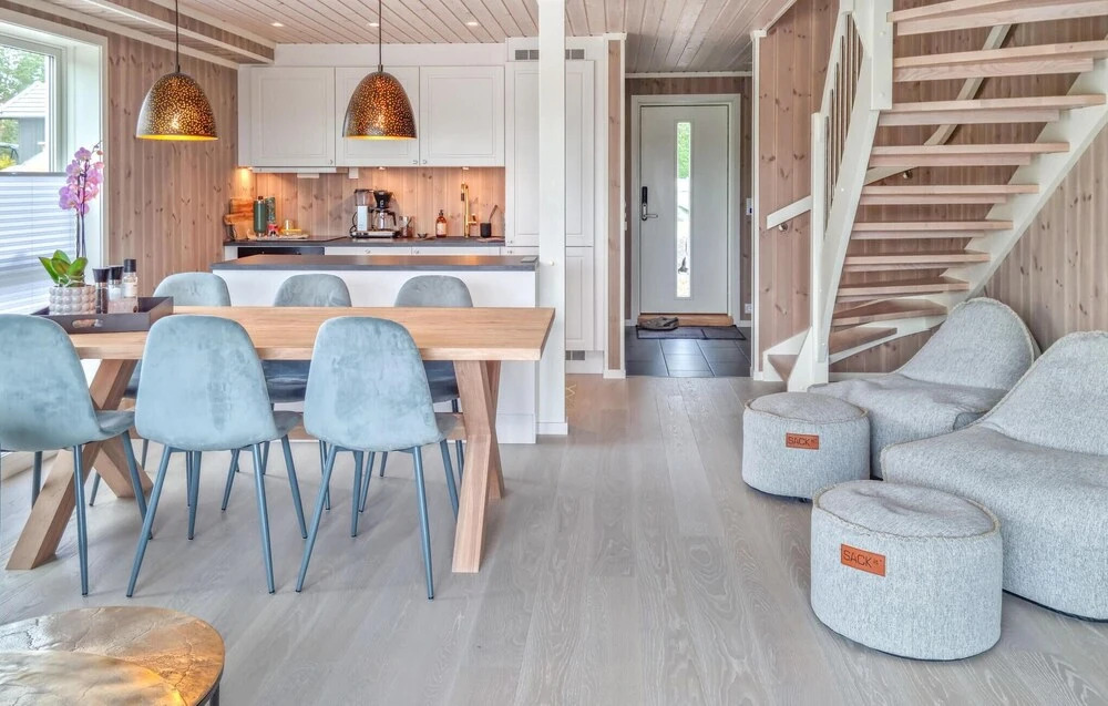 Nice Home in Færvik With Wifi, 3 Bedrooms and Outdoor Swimming Pool