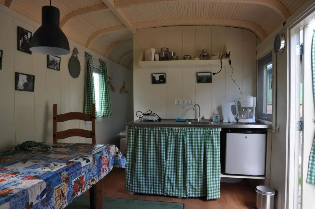 Your nice waggon at the Cow's Paradise