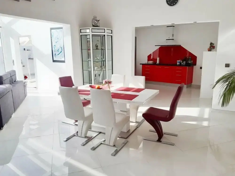 Villa Amelie Comfortable Holiday Residence