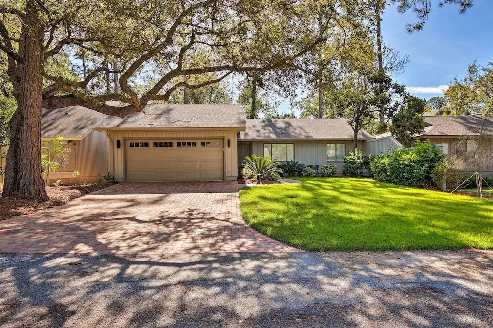 2 Mi to Beach! Sea Pines Resort Home w/ Large Yard
