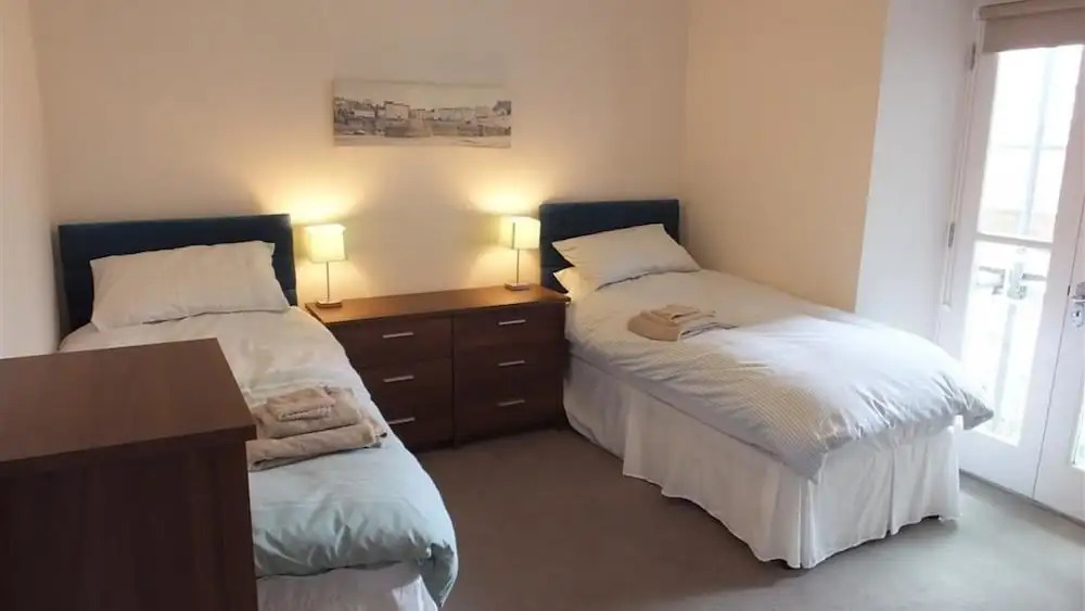 Victoria Street 37 Flat 4