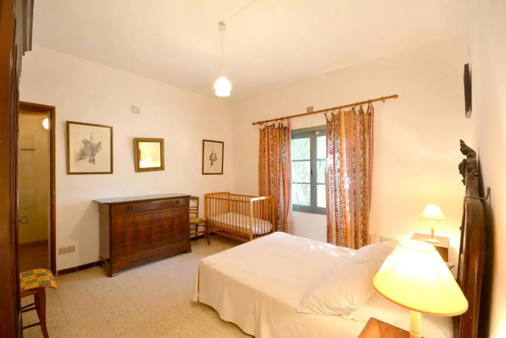 Charmante maison en Camargue avec piscine partagée