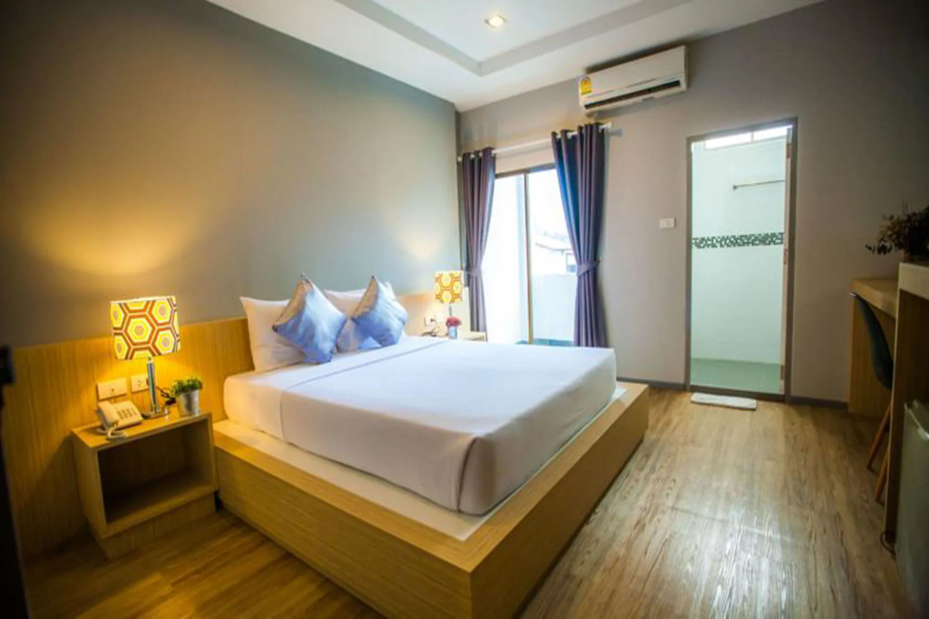 Klaang Muang Hotel