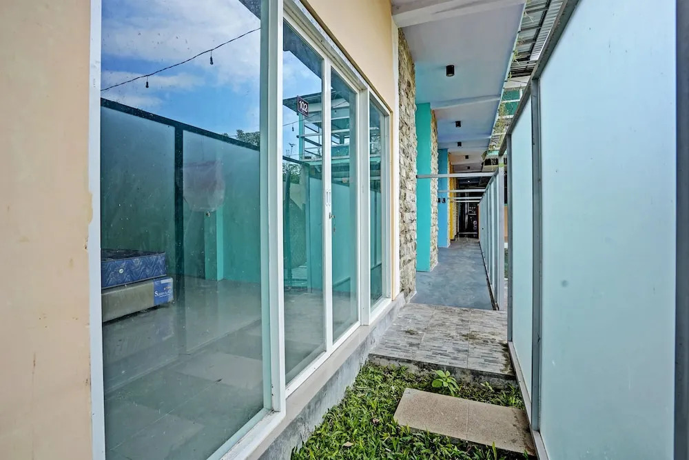 Capital O 92670 Borobudur Homestay