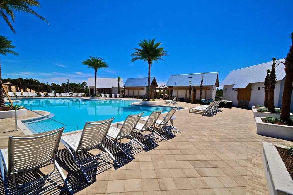 Beach Haven 3 Bedroom Condo By Coastal Dreamin