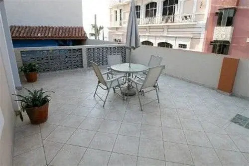 Olas Altas Bed And Breakfast