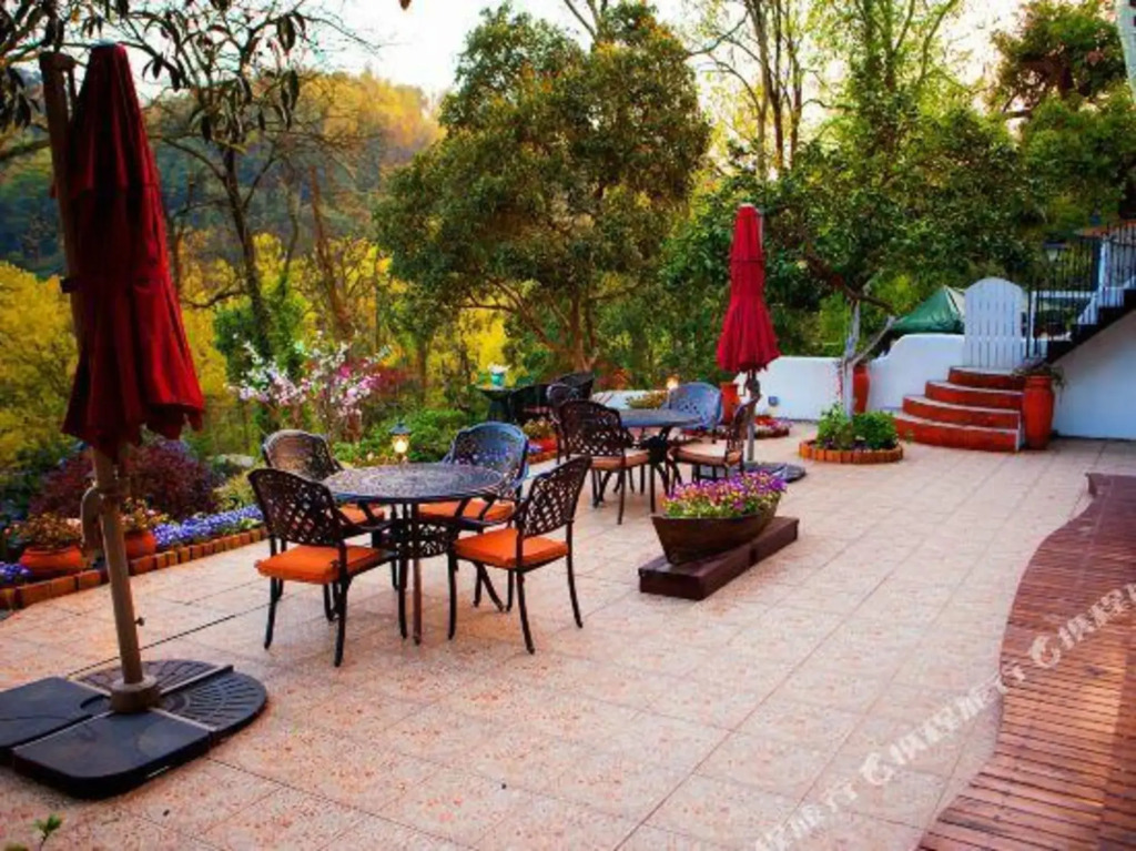 Youshan Courtyard Villa Hotel
