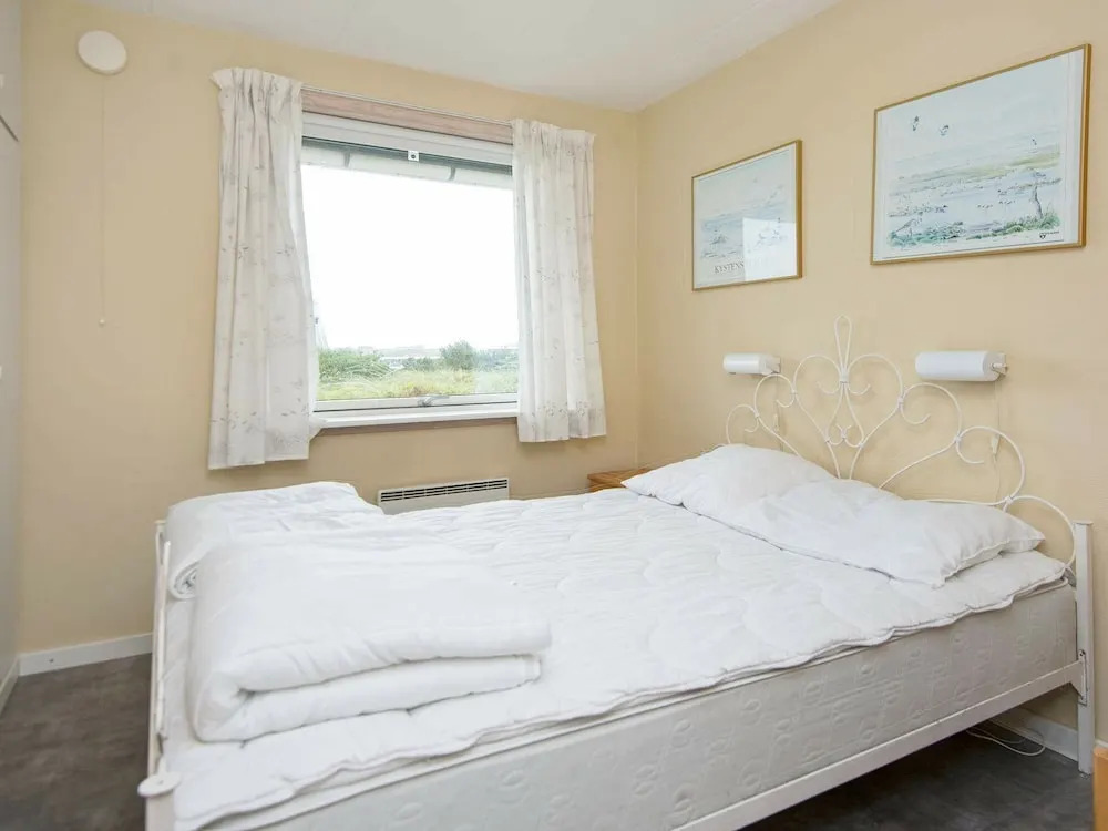 Peaceful Holiday Home in Henne With Sea View