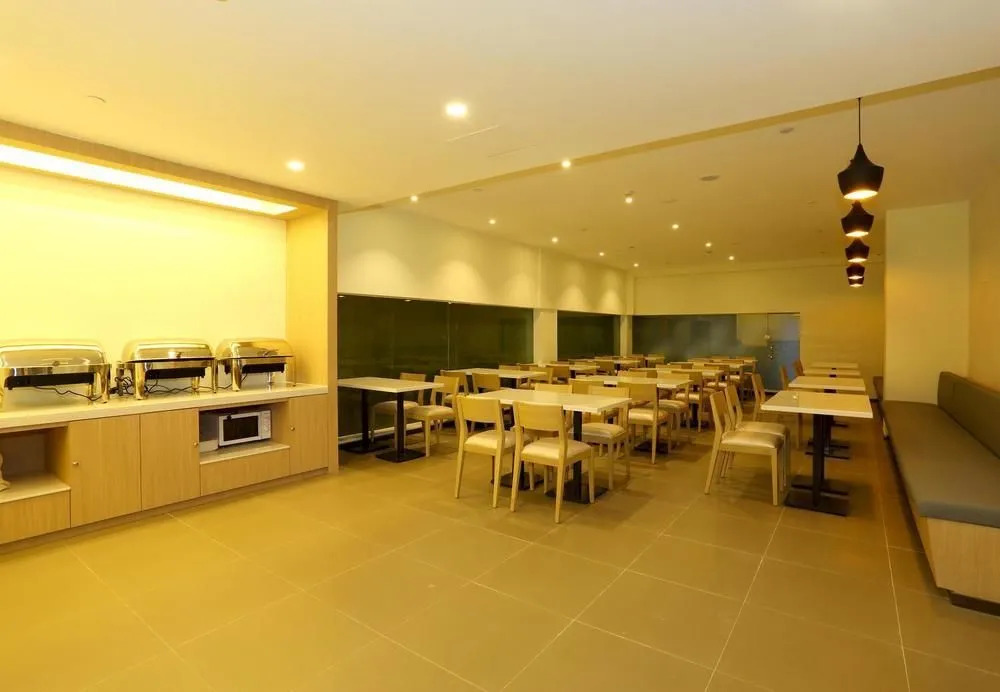 Hanting Express Hangzhou Wulin Plaza West