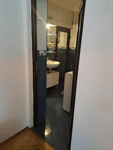 The flat of sillence Piata Romana