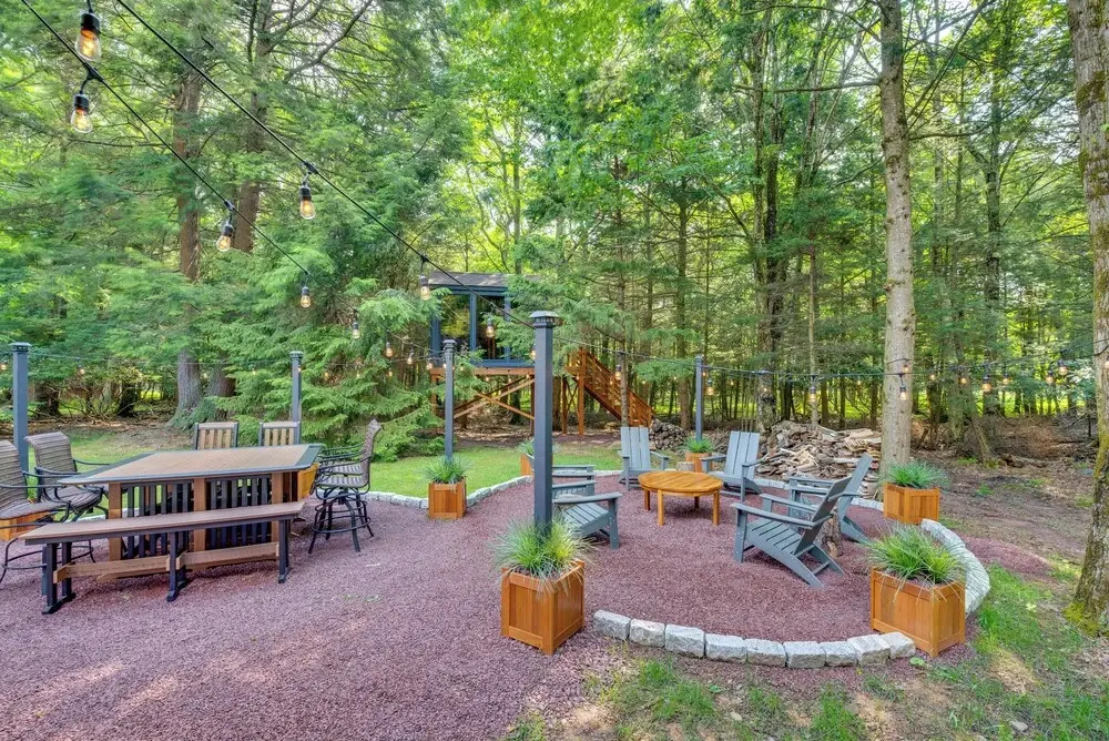 Hot Tub, Beach Access: Albrightsville Retreat