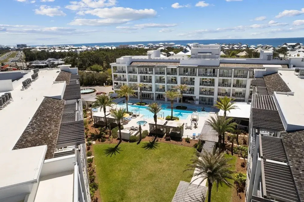 The Pointe 344 2 Bedroom Condo by RedAwning