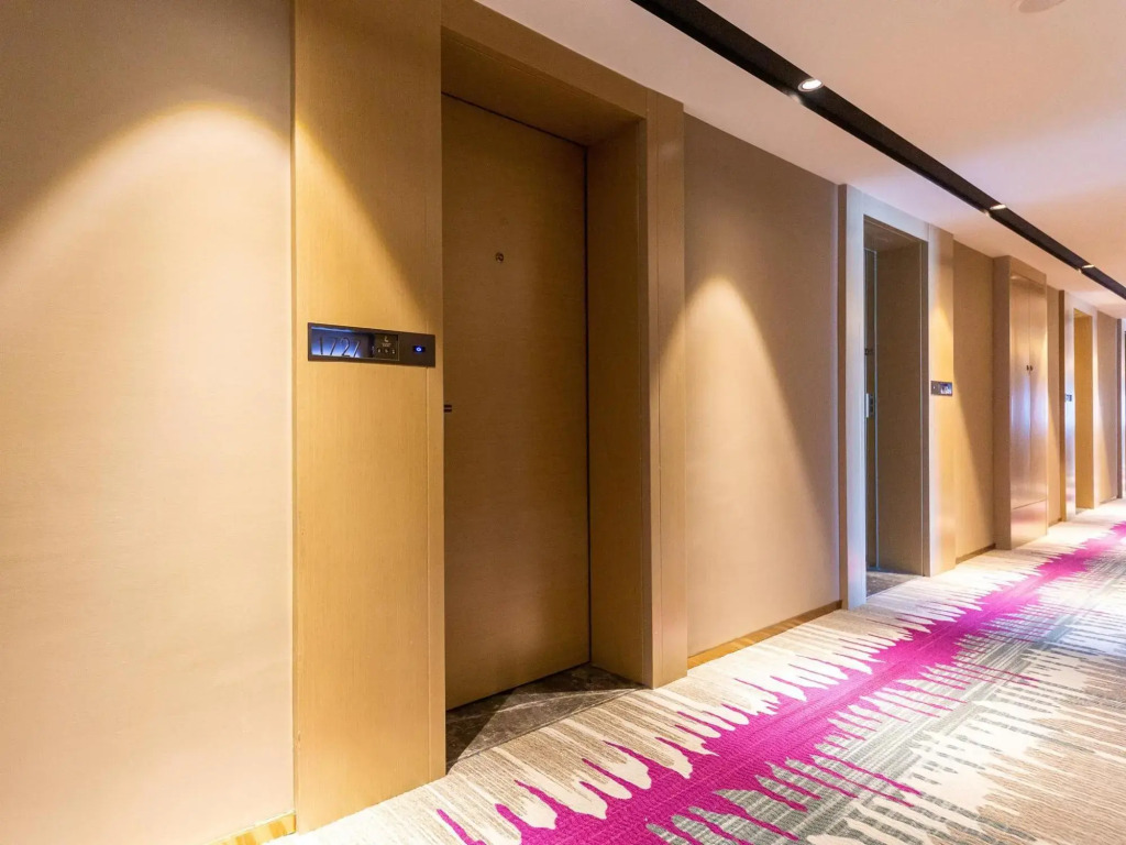 Lavande Hotel Zhonghai Plaza Store