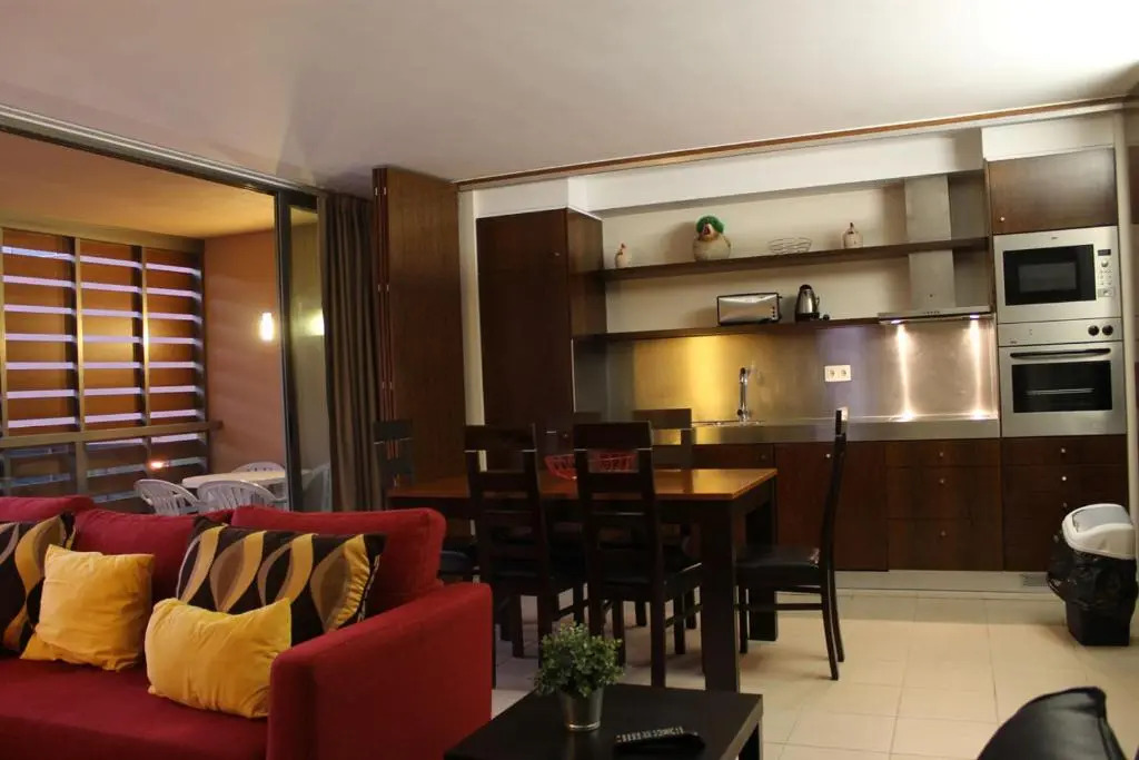 Herdade dos Salgados 2 Bedrooms T2-12A-1D is located next to the entrance of Vila das Lagoas Albu