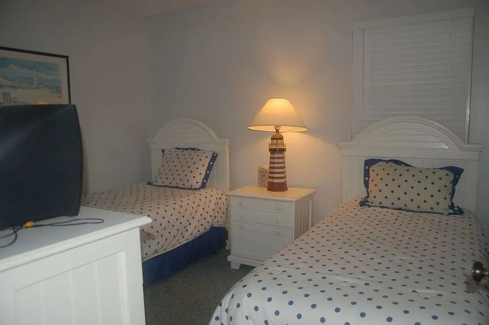 Palmetto Dunes, Unit 304 - 2 Br Condo