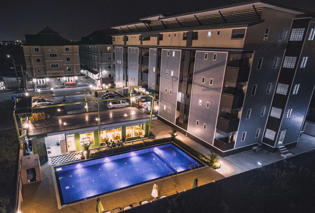 Gold Airport Suites