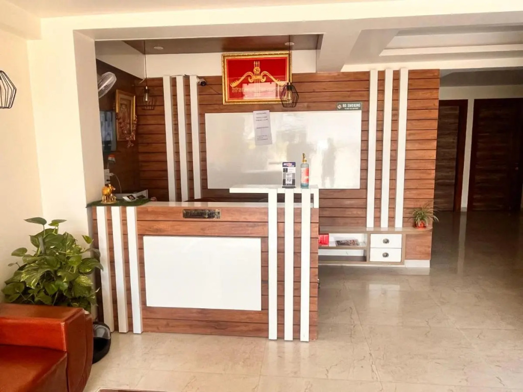 Hotel Maharaja Palace Boutique Hotels Near Medanta Medicity Gurgaon