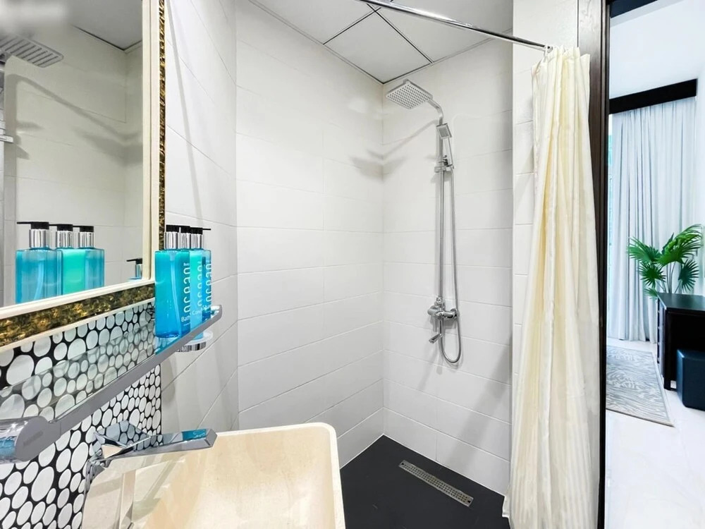 Chic 3BR Apt Near Dubai Mall