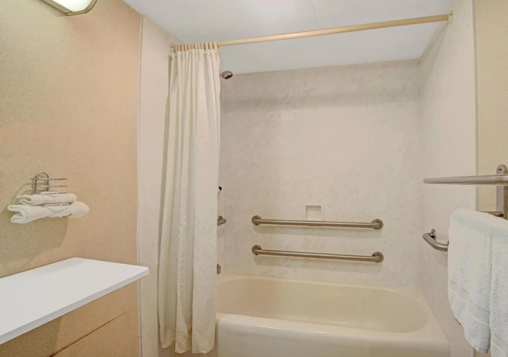 Knights Inn Wheeling