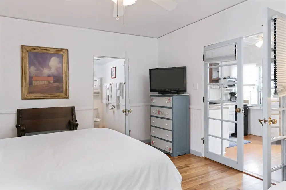 Belle Caruso - Beautiful Boutique, Walk To Beach 1 Bedroom Hotel Room